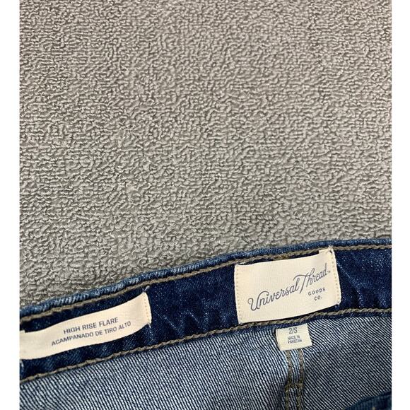 NWT Universal Thread Jeans High Rise Flare Medium Wash Size 2 Short - Picture 3 of 8